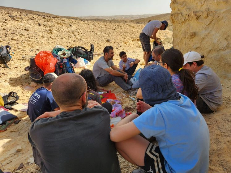 טרק הורה ונער.ה בהר הנגב טרק הורה ונער.ה בהר הנגב