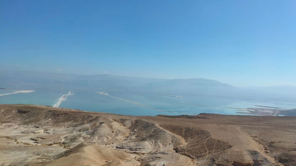 הטרק המזרחי לאורך ים המלח הטרק המזרחי לאורך ים המלח