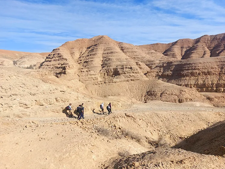 טרק נדודים בארץ בראשית טרק נדודים בארץ בראשית