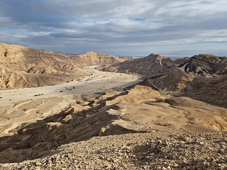 טרק נדודים בארץ בראשית טרק נדודים בארץ בראשית