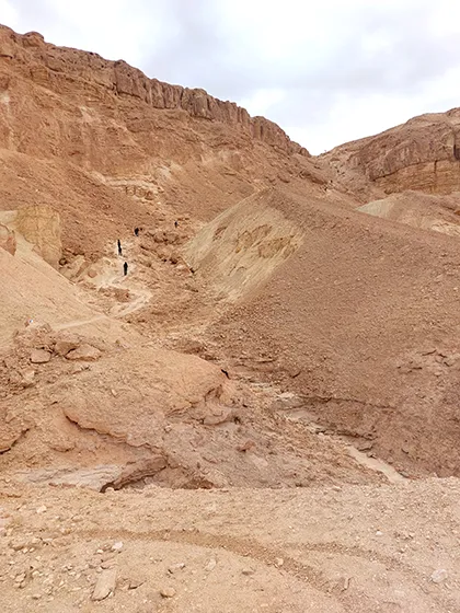 טרק נדודים בארץ בראשית טרק נדודים בארץ בראשית