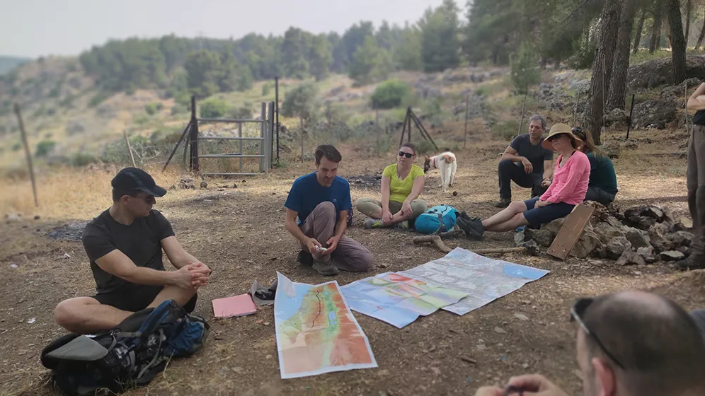 טרק בהר מצפה הימים ונחל עמוד טרק בהר מצפה הימים ונחל עמוד